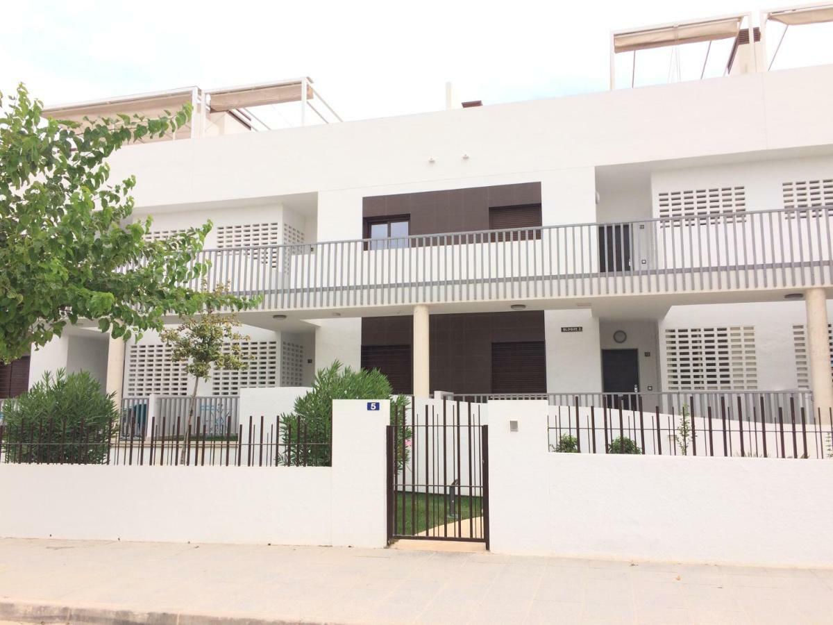 Exclusive New Apartment On The Beach Pilar de la Horadada Eksteriør bilde